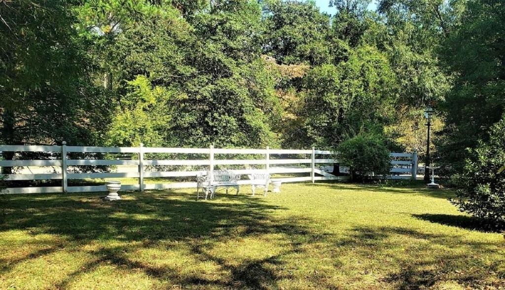 Cozy Colonial 1740 Cottage Gloucester Point Exterior foto